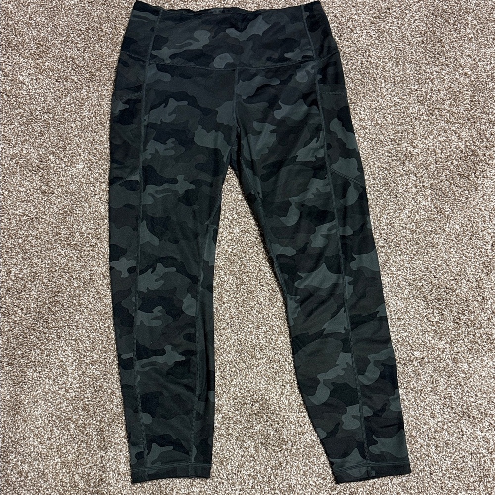 Women's Camo Print Leggings